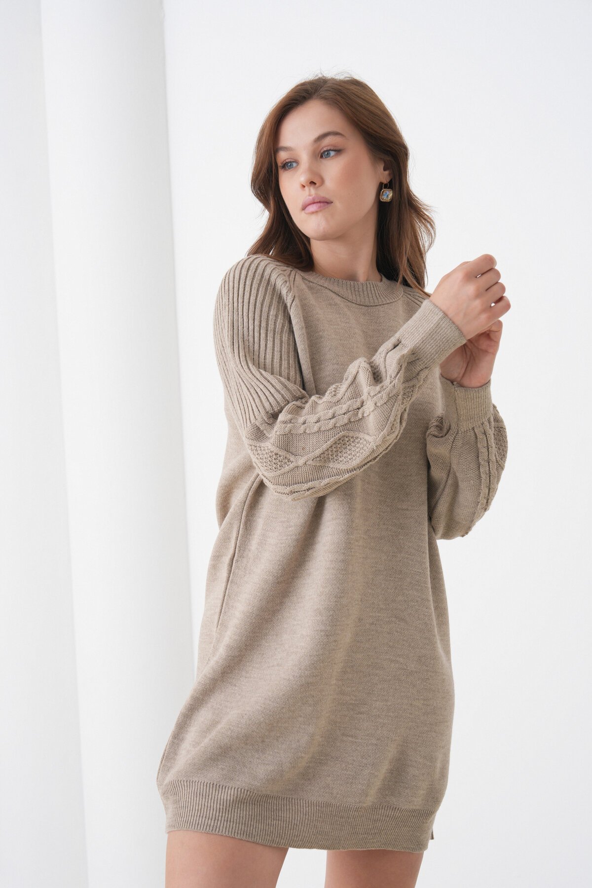 Kadın Kolları Uzun Kendinden Dokulu Bisiklet Yaka Tunik Boy Şık Kışlık Triko Kazak