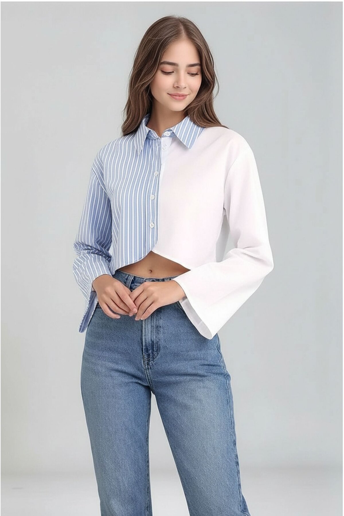 Kadın Özel Tasarım Asimetrik Kesim Düğmeli Çizgi Garnili Crop Boy Gömlek