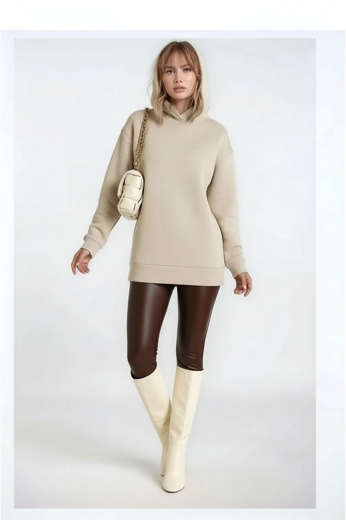 Kadın 3 İplik Kalın Kapüşonlu Oversize Curve Kalıp Uzun Kol Sweatshirt Kazak