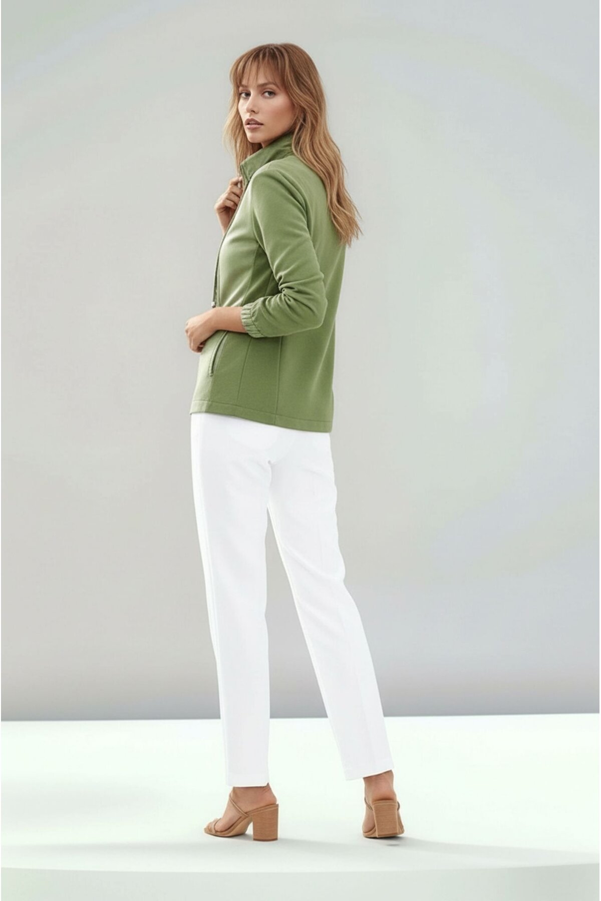 Kadın Saten Karşım Önden Büzgülü Fermuarlı Hakim Yaka Uzun Kol Spor Şık Büyük Beden Curve Ceket