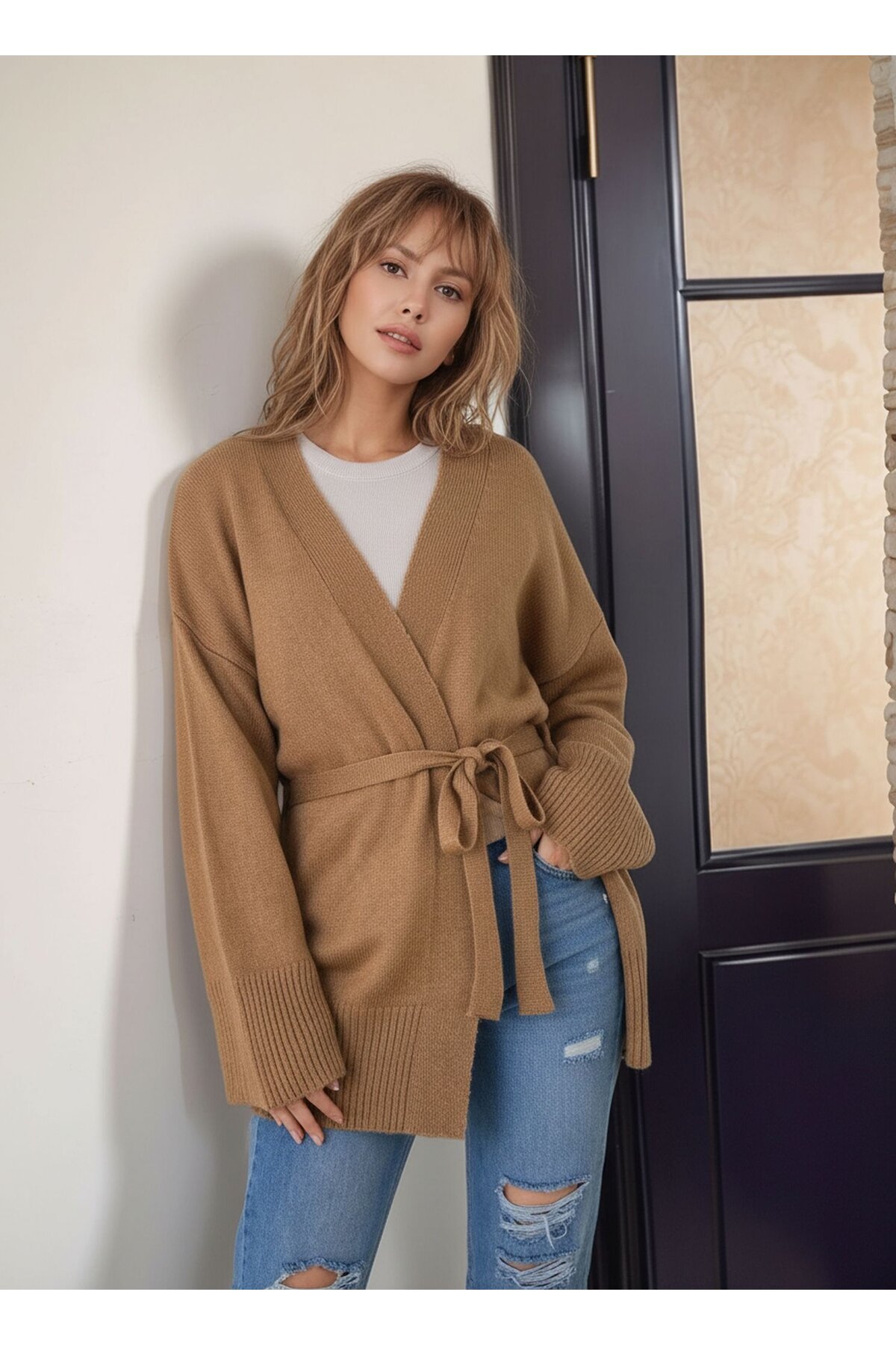 Kadın Tesettüre Uygun Midi Boy Kruvaze Kapama Kuşaklı Uzun Kol Cepli Spor Şık Triko Hırka Ceket