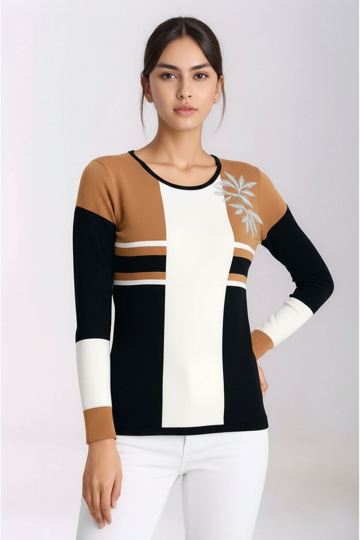 Kadın Üç Renkli Çiçek Desenli Taş Detaylı Premimum Kalite Şık Curve Anne Büyük Beden Triko Bluz