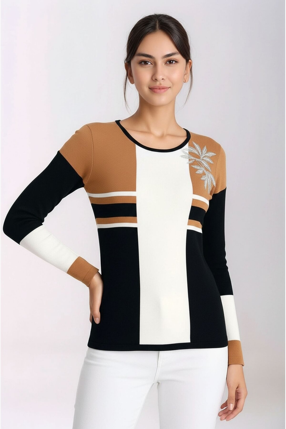 Kadın Üç Renkli Çiçek Desenli Taş Detaylı Premimum Kalite Şık Curve Anne Büyük Beden Triko Bluz