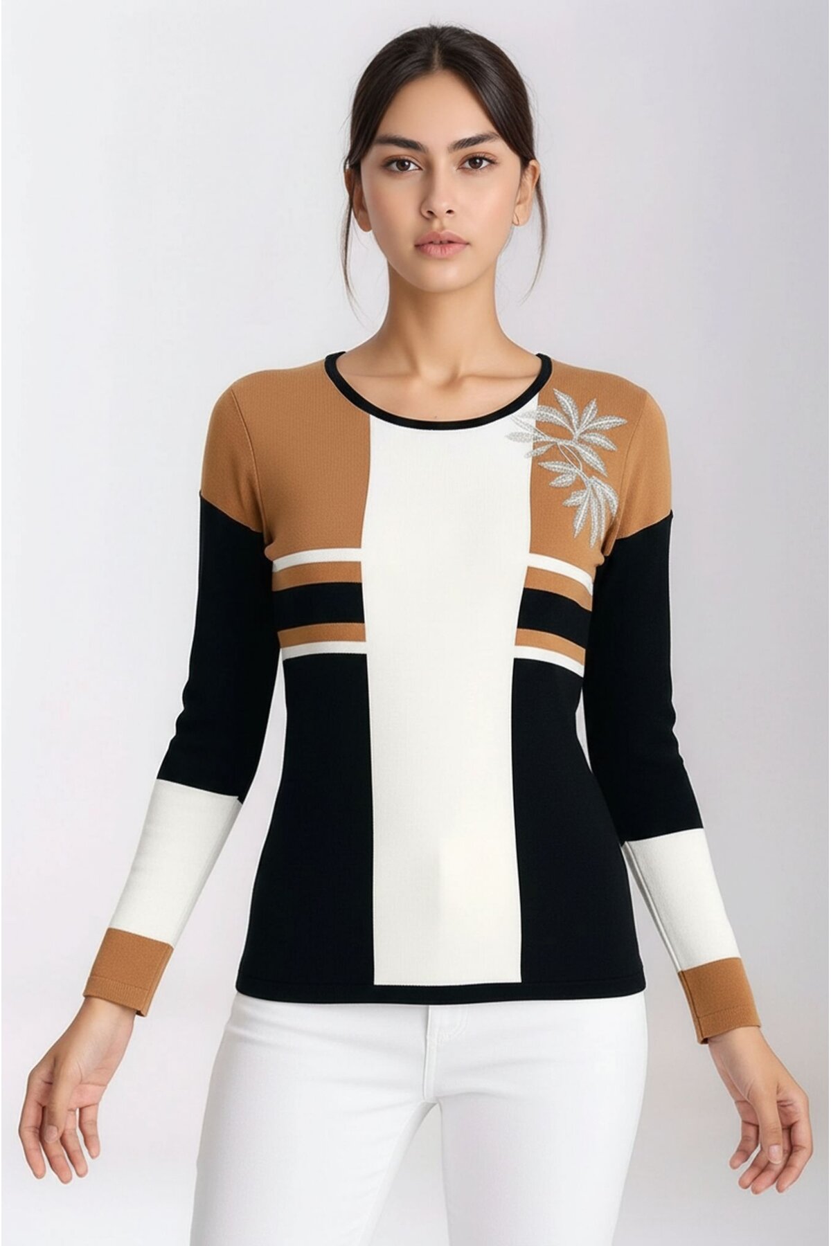 Kadın Üç Renkli Çiçek Desenli Taş Detaylı Premimum Kalite Şık Curve Anne Büyük Beden Triko Bluz