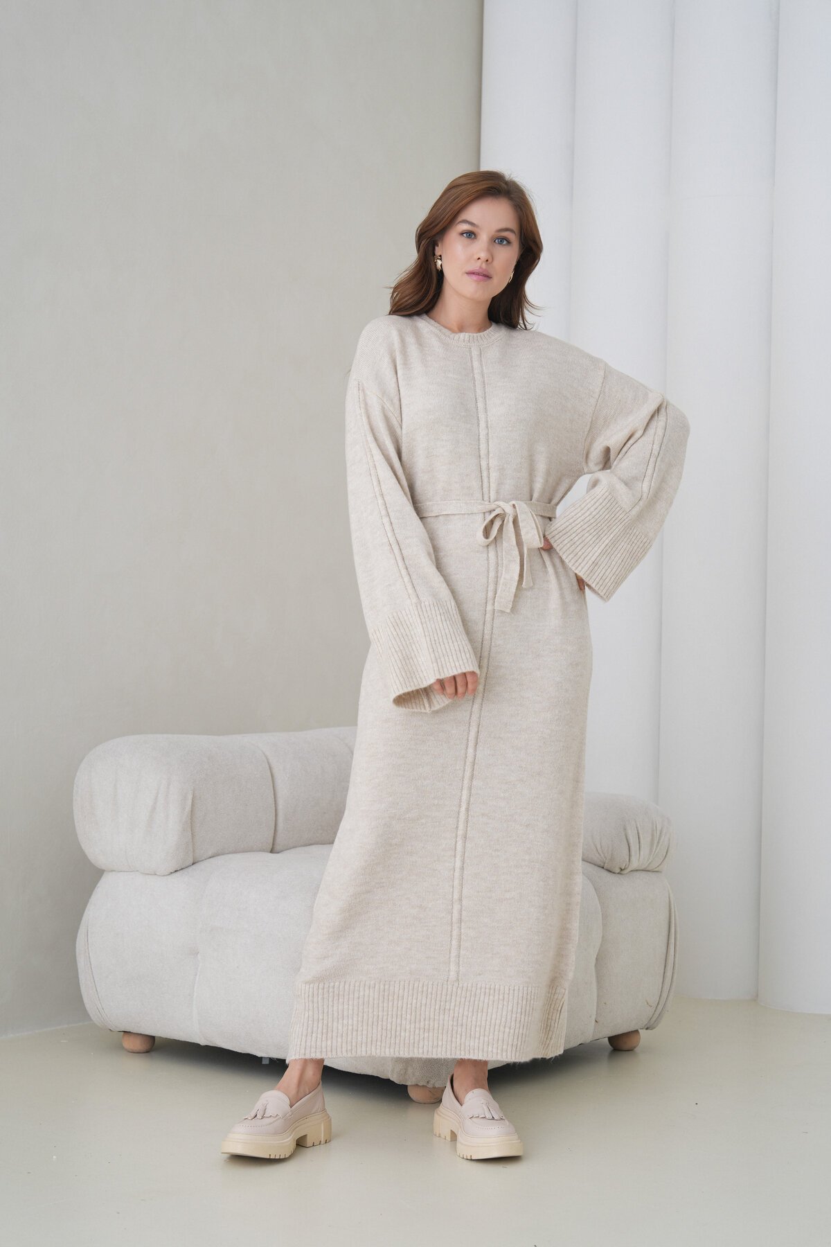 Kadın Uzun Kol Bisiklet Yaka Tesettüre Uygun Dokulu Kuşaklı Triko Spor Şık Maxi Boy Uzun Elbise