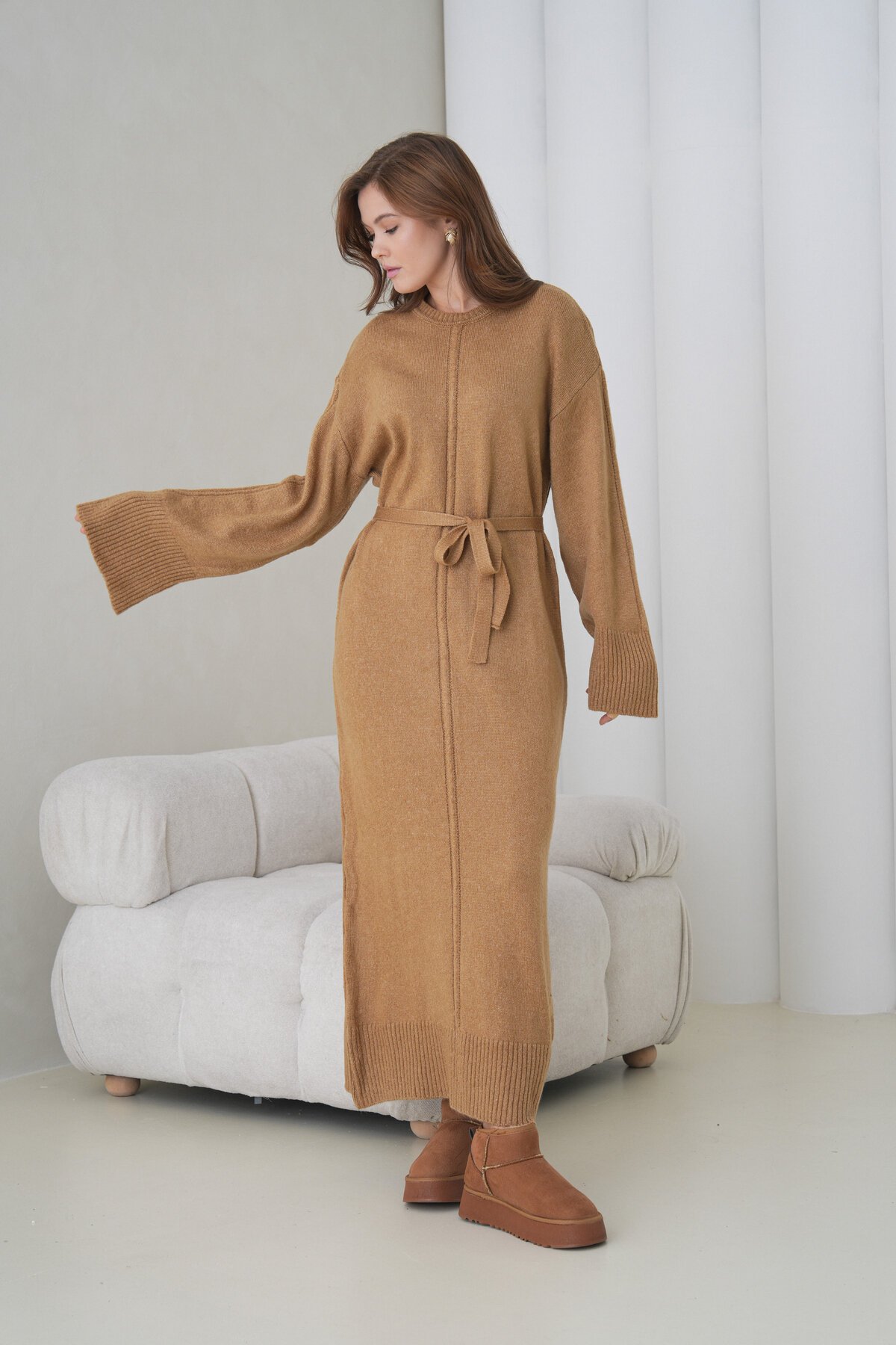 Kadın Uzun Kol Bisiklet Yaka Tesettüre Uygun Dokulu Kuşaklı Triko Spor Şık Maxi Boy Uzun Elbise