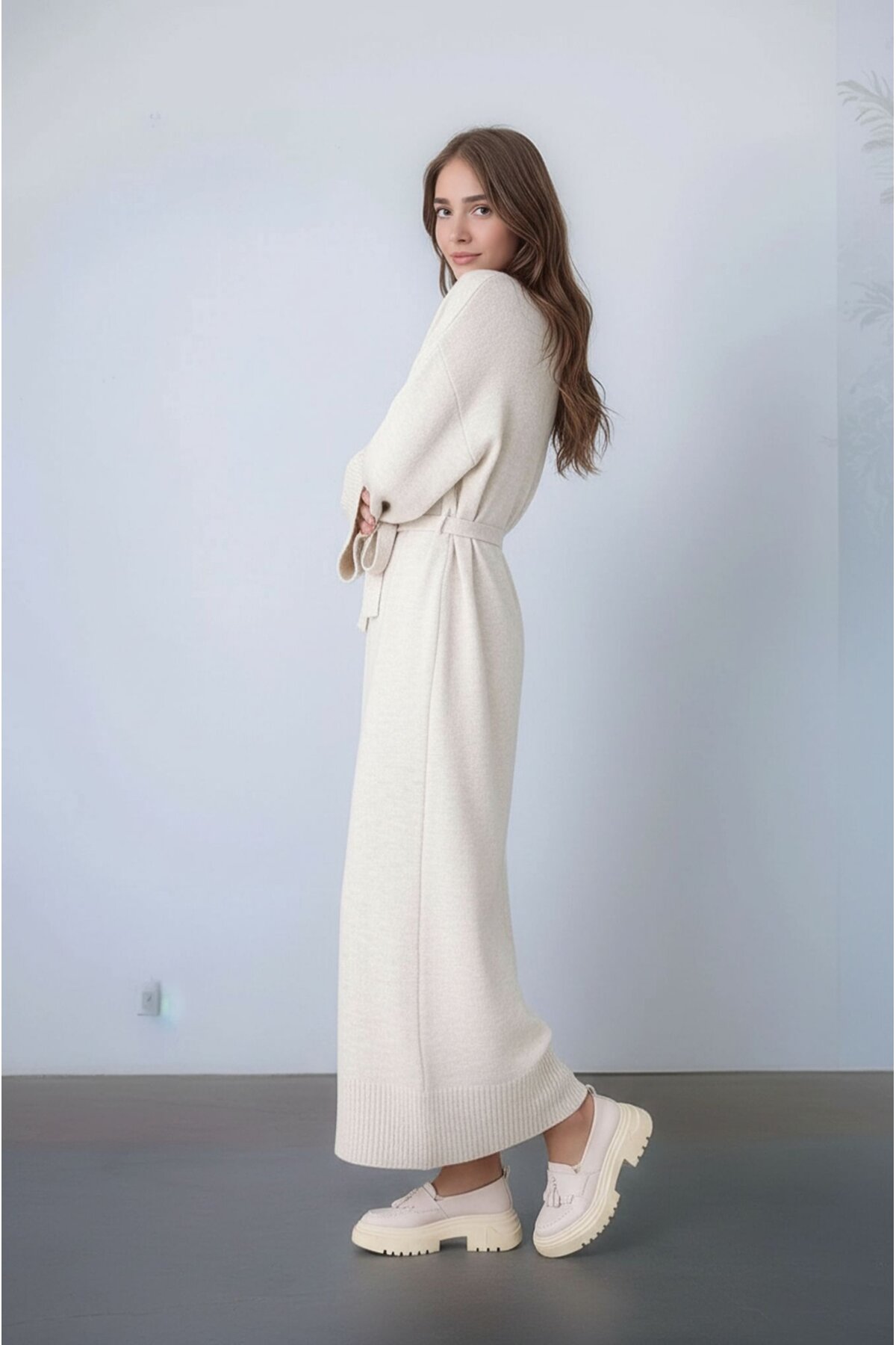 Kadın Uzun Kol Bisiklet Yaka Tesettüre Uygun Dokulu Kuşaklı Triko Spor Şık Maxi Boy Uzun Elbise