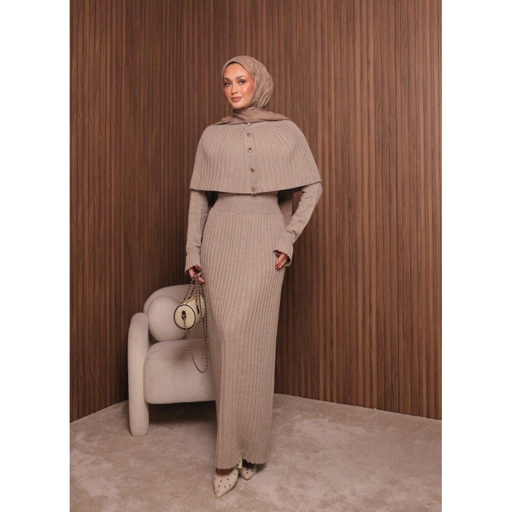 Kadın Uzun Kol Tasarım Şal Yaka Tesettüre Uygun Panço Düğme Detay Triko Şık Maxi Boy Uzun Elbise