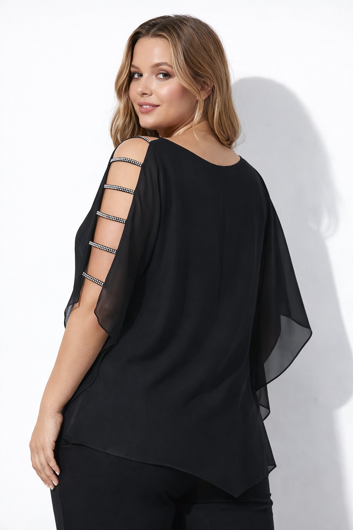 Kadın V Yaka Taşlı Şeritli Kol Tasarımlı Asimetrik Şifon Astarlı Tasarım Şık Büyük Beden Curve Bluz