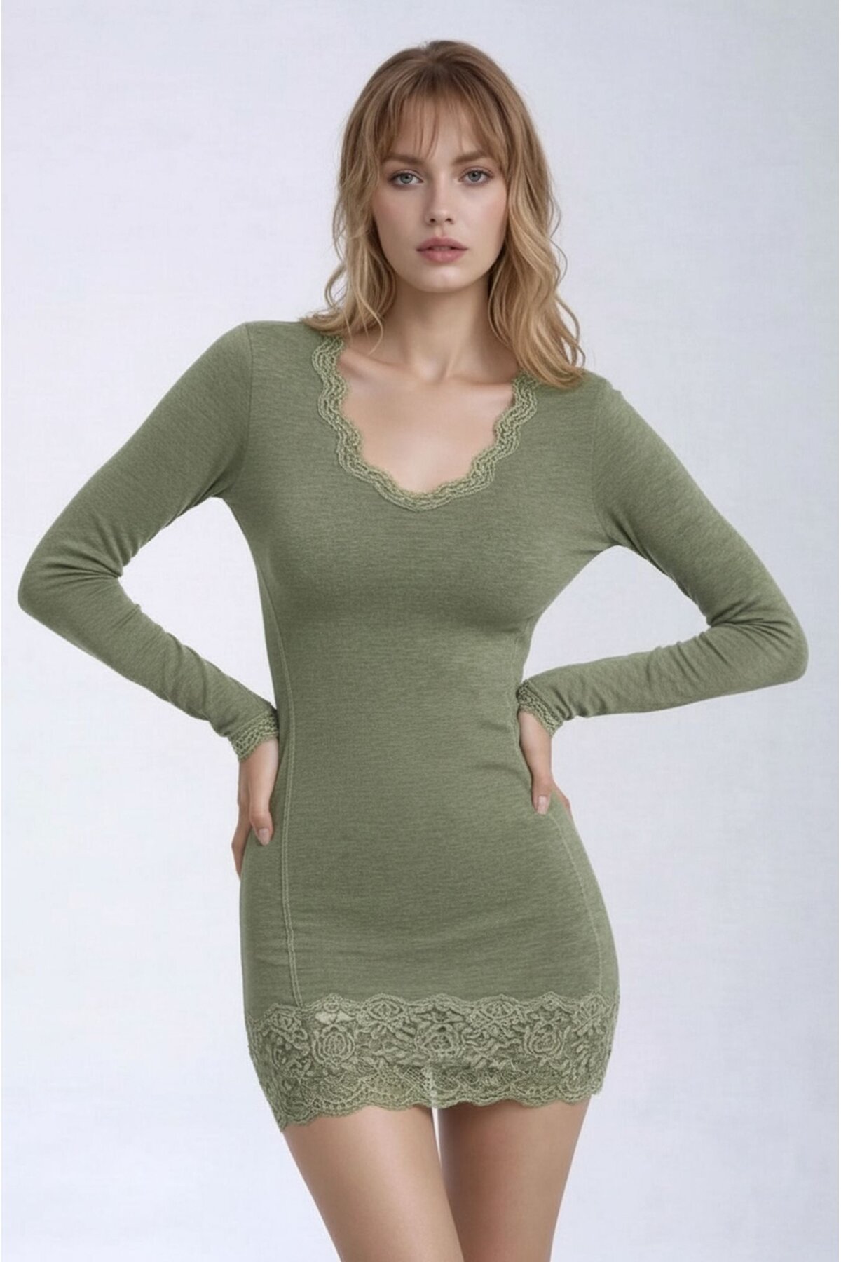 Kadın Viskon Dantel Detaylı Uzun Kol Curve Spor Şık Bluz Tunik