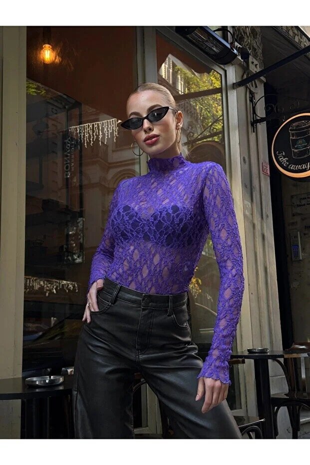 Kadın Yarım Balıkçı Yaka Full Esnek Dantel Bürümcük Spor Şık Tasarım Gece Bluzu