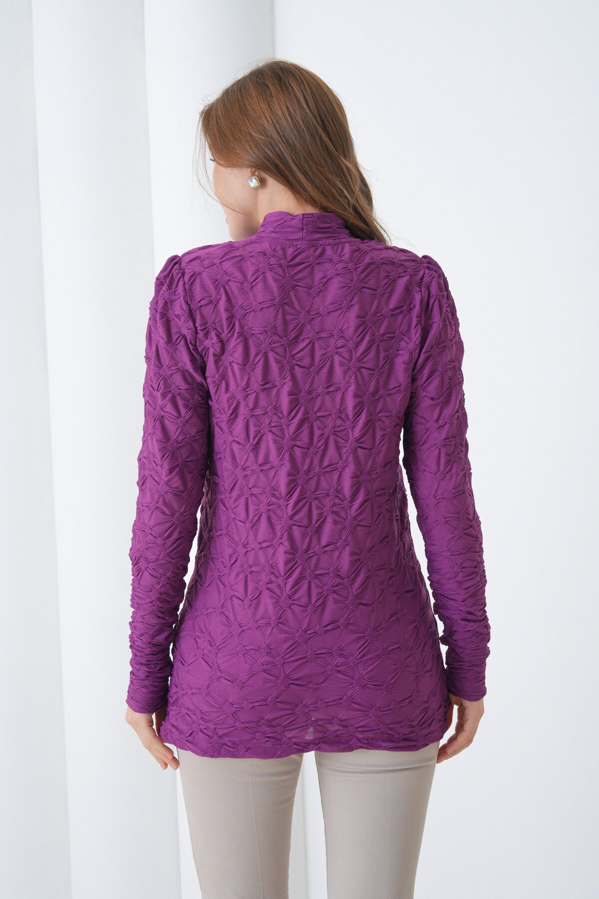 Kadın Yarım Balıkçı Yaka Uzun Kol Kendinden Dokulu Spor Tesettüre Uygun Şık Bluz