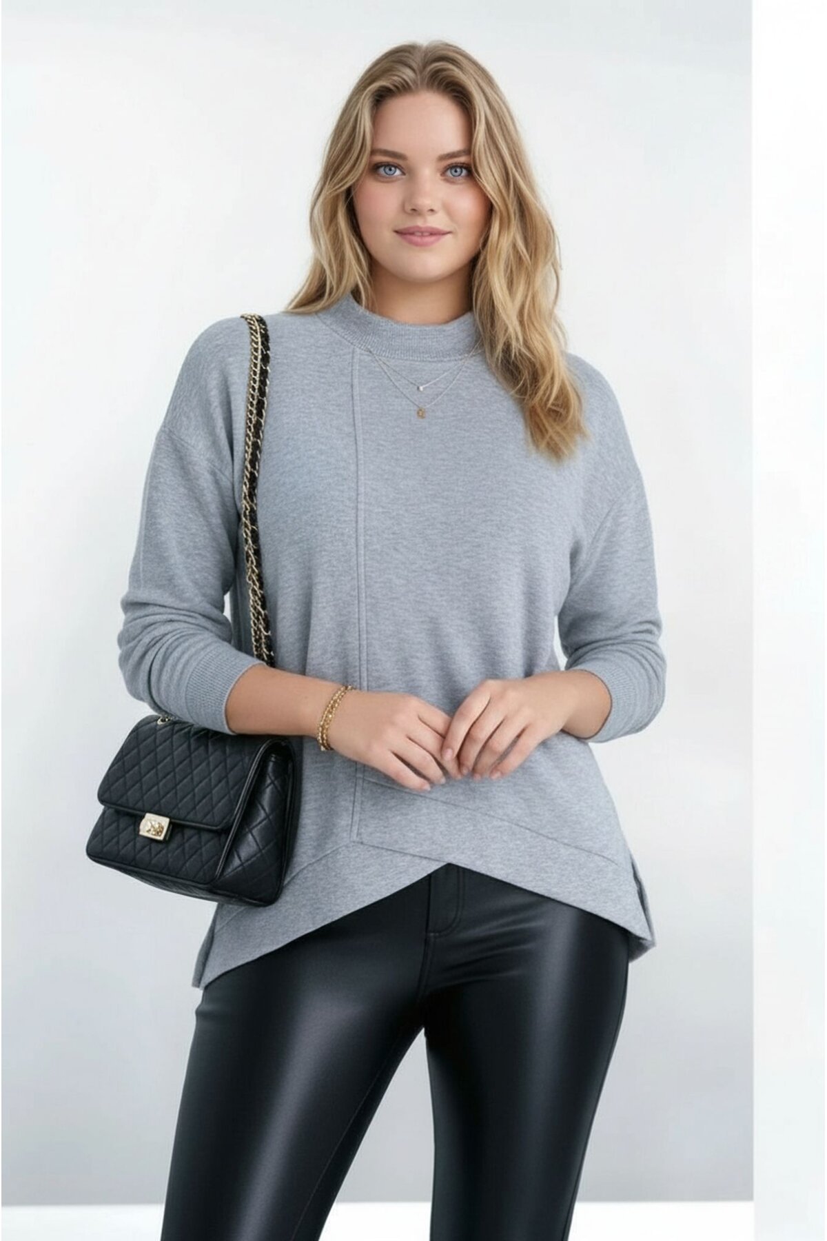 Kadın Yarım Dik Yaka Asimetrik Kesim Uzun Kol Büyük Beden Curve Sweatshirt