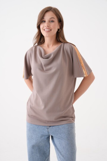 Kadın Degaje Yaka Yarım Kol Sim Detay Büyük Beden Curve Şık Bluz