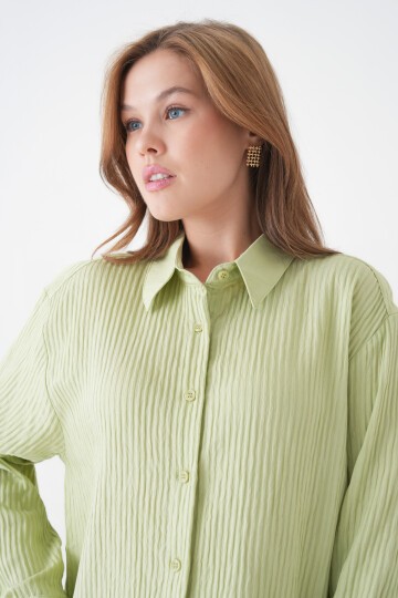 Kadın Gömlek Yaka Önü Düğmeli Düz Uzun Kol Rahat Kalıp Curve Büyük Bedeb Yazlık Gömlek