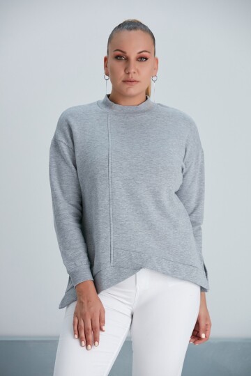 Kadın Gri Asimetrik Kesim Büyük Beden Sweatshirt