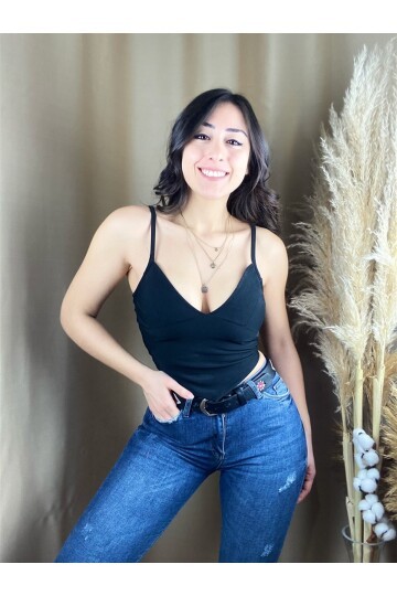 Kadın Siyah V Yaka Asimetrik Croptop