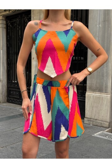 Kadın %100 Viskon Etek Şortlu Bluzlu Desenli Yazlık Spor Şık Rahat Kalıp Şort Alt Üst Takım