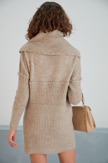 Kadın Degaje Yaka Saçak Detaylı Spor Şık Kahverengi Triko Tunik Bluz