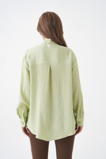 Kadın Gömlek Yaka Önü Düğmeli Düz Uzun Kol Rahat Kalıp Curve Büyük Bedeb Yazlık Gömlek