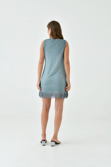 Kadın Güpürlü Yaka ve Etek Detaylı Kalın Askılı Yıkamalı Büyük Beden Curve Tunik Mini Elbise