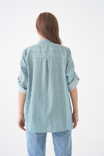 Kadın Hakim Yaka Geniş Kalıp Tesettüre Uygun Çizgili Spor Şık Curve Gömlek