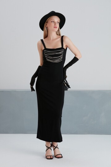 Kadın Kalın Askılı Sırt Ve Zincir Detaylı Midi Boy Yırtmaçlı Spor Şık Siyah Elbise