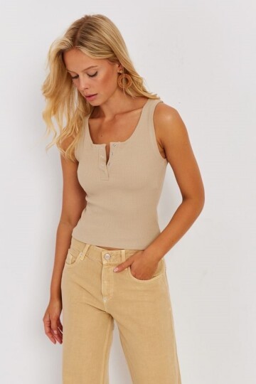 Kadın Kare Yaka Kalın Askılı Önden Çıtçıtlı Yazlık Crop Top Şık Bluz