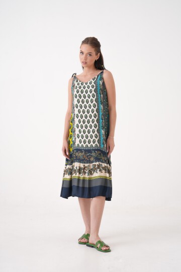 Kadın Kolsuz Desenli Eteği Pileli Büyük Beden Curve Yazlık Askılı Elbise