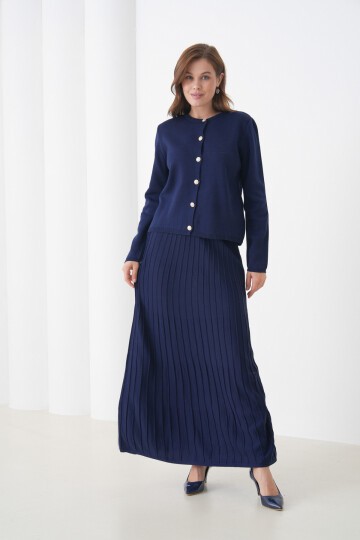 Kadın Pileli Etek Kazağı Düğmeli Tesettüre Uygun Örgü Triko Etekli Ceket Takım