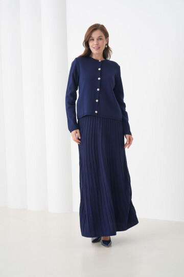 Kadın Pileli Etek Kazağı Düğmeli Tesettüre Uygun Örgü Triko Etekli Ceket Takım