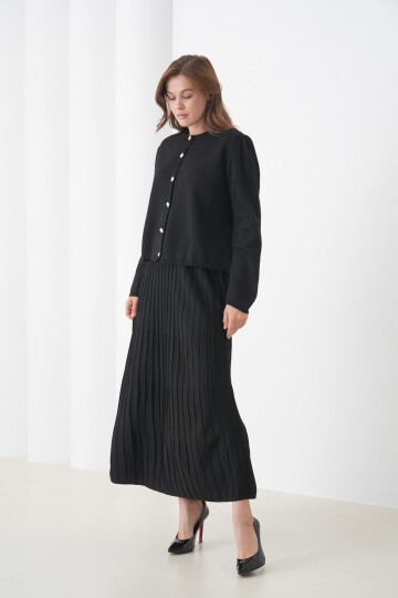 Kadın Pileli Etek Kazağı Düğmeli Tesettüre Uygun Örgü Triko Etekli Ceket Takım