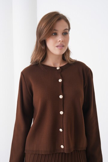 Kadın Pileli Etek Kazağı Düğmeli Tesettüre Uygun Örgü Triko Etekli Ceket Takım