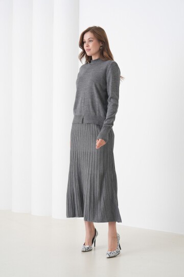 Kadın Pileli Etek Kazağı V Tasarım Tesettüre Uygun Örgü Triko Etek Kazak Takım