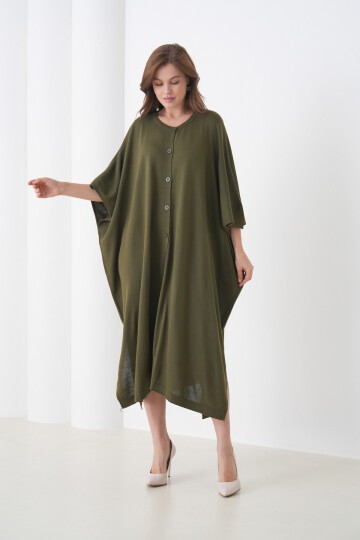 Kadın Tesettüre Uygun Önden Düğmeli Asimetrik Kesim Yarasa Kol Şık Geniş Kalıp Panço Ceket