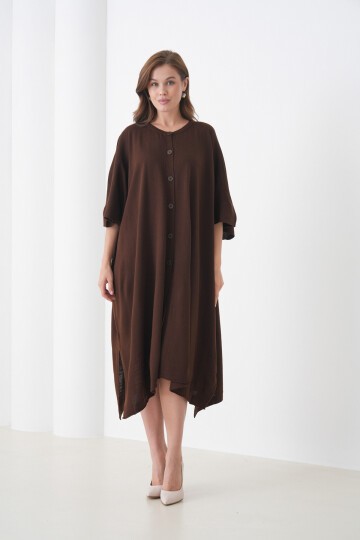 Kadın Tesettüre Uygun Önden Düğmeli Asimetrik Kesim Yarasa Kol Şık Geniş Kalıp Panço Ceket