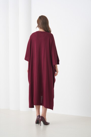 Kadın Tesettüre Uygun Önden Düğmeli Asimetrik Kesim Yarasa Kol Şık Geniş Kalıp Panço Ceket