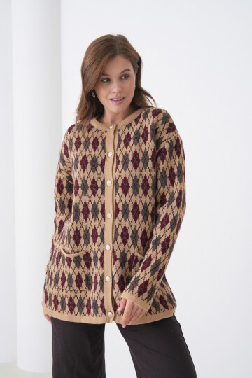 Kadın Tesettüre Uygun Önden Düğmeli CepliUzun Kol Şık Geniş Kalıp Desenli Triko Ceket