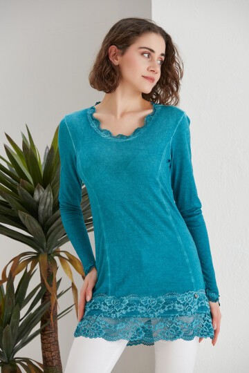 Kadın Turkuaz Mavi Dantel Detaylı Uzun Kol Curve Spor Şık Bluz Tunik