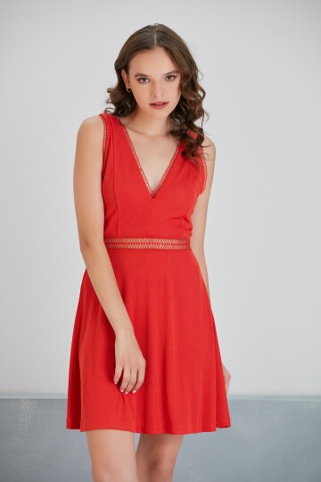 Kadın V Yaka Dokulu Yazlık Bel Detaylı A Kesim Nar Çiçeği Spor Şık Fermuarlı Askılı Tasarım Elbise