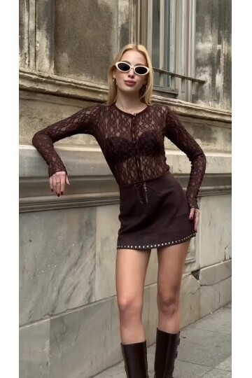 Kadın Asimetrik Kuş Gözü Bağcıklı Eteği Zımbalı Tasarım Spor Şık Süet Etek