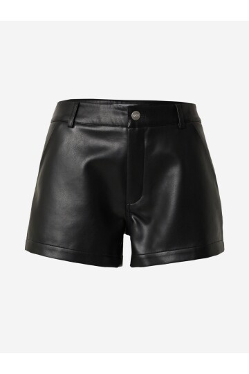 Kadın Beli Kemerli  Pileli Cepli Deri Spor Şık Casual Şort