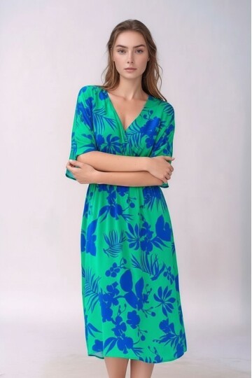 Kadın Çiçek Desen Şık Pamuk Yarım Volanlı Kol V Yaka Beli Lastikli Yazlık Curve Büyük Beden Elbise