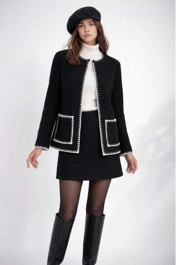 Kadın Dik Yaka İp Örgü Detaylı Rahat Kalıp Uzun Kol Tasarım Triko Ceket