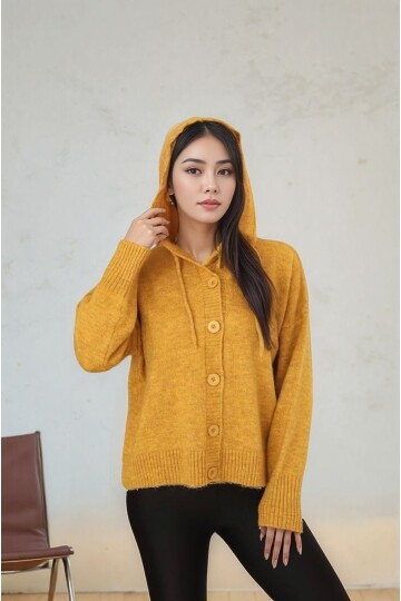 Kadın Kapüşonlu Önden Düğmeli Yumoş Triko Spor Şık Tesettüre Uygun Kışlık Ceket