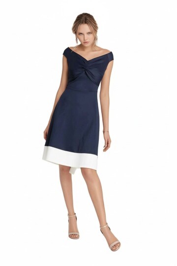 Kadın Kayık Yaka Lacivert Volanlı Çan Kesim Şık Curve Gece Abiye/Mezuniyet Elbisesi