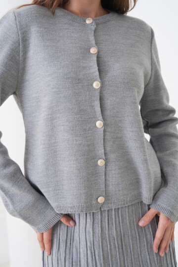 Kadın Pileli Etek Kazağı Düğmeli Tesettüre Uygun Örgü Triko Etekli Ceket Takım