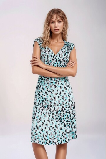 Kadın Turkuaz Leopar Desenli Belden Büzgü Detay Kruvaze Yaka Örme Viskon Şık Curve Elbise