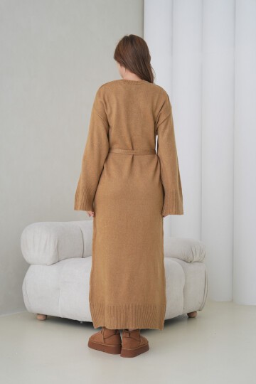 Kadın Uzun Kol Bisiklet Yaka Tesettüre Uygun Dokulu Kuşaklı Triko Spor Şık Maxi Boy Uzun Elbise