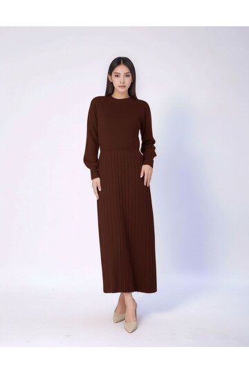 Kadın Uzun Kol Bisiklet Yaka Triko Belden Asimetrik Etek Triko Spor Şık Elbise